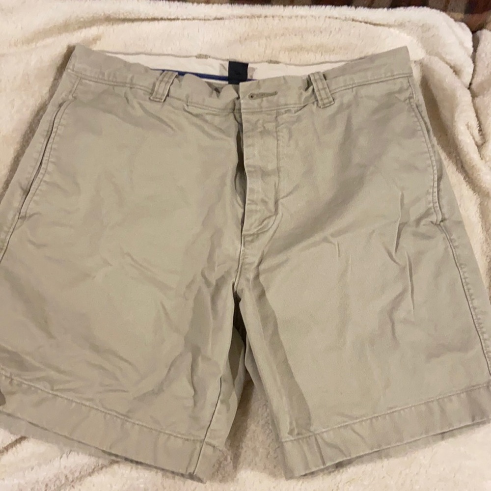 JCrew 7” Khaki Shorts